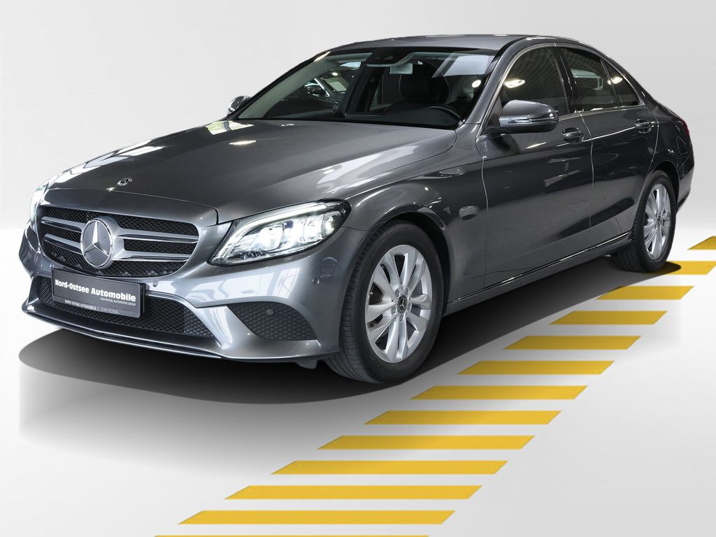 Mercedes-Benz C 180 CGI AVANTGARDE KAMARA AMBIENTE TEMPOMAT imagem 2