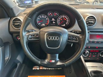 MYAUTOCENTER – Gebraucht- und Jahreswagen mit Werkstattservice in Pfaffenhofen Audi A3 Sportback*S-LINE*BI-XENON*KLIMAATIK*LEDER*