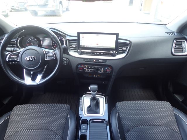 Fahrzeugabbildung Kia XCeed Spirit 1.5 T-GDI Exclusiv Paket, Navi Pake