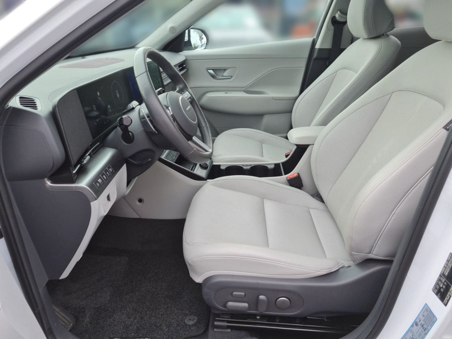 Fahrzeugabbildung Hyundai KONA Prime 1.6 T-Gdi 198PS DCT 4WD Glasschiebe