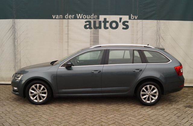 Skoda Octavia Combi Style -XENON-NAVI-CARPLAY-LEDER-