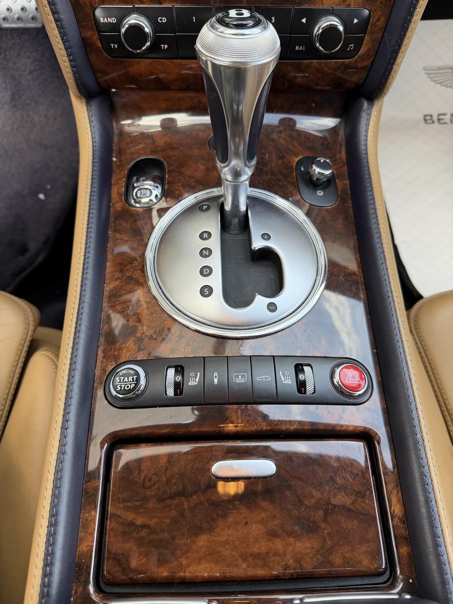 Bentley Continental Flying Spur W12 ACC/ 1 Hand