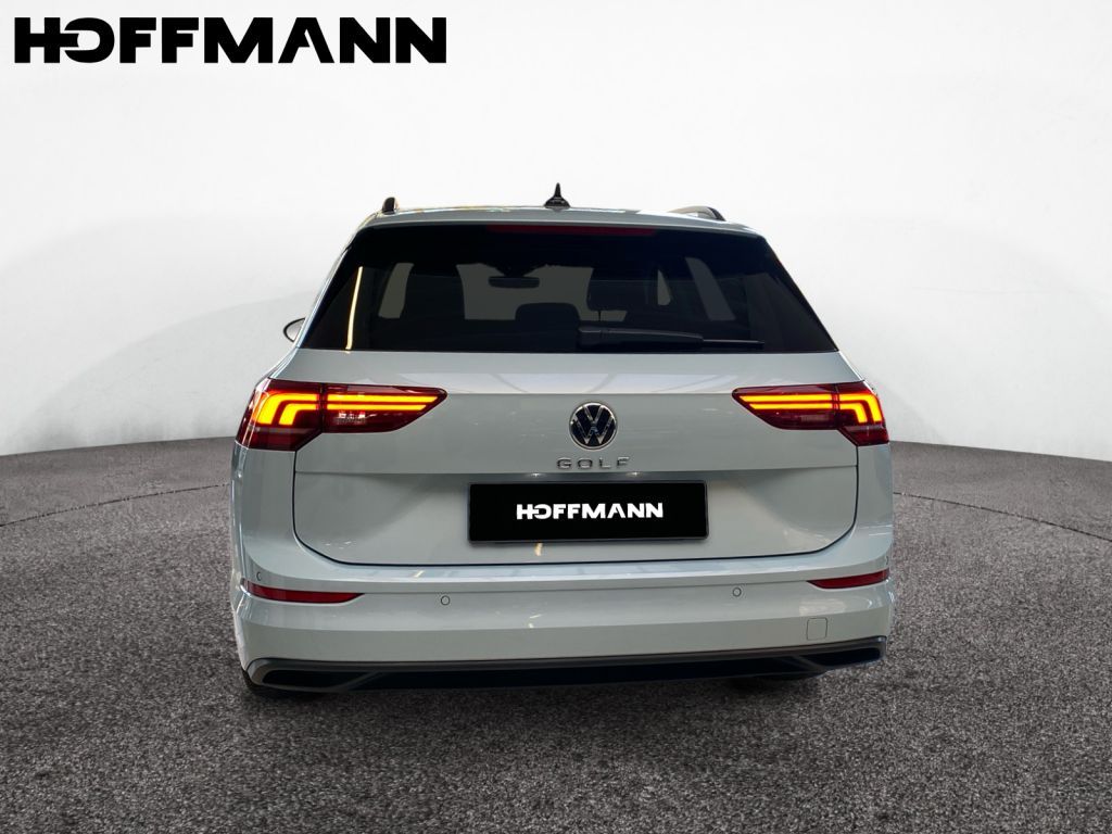 Fahrzeugabbildung Volkswagen Golf Variant 1.5TSI Life AHZV 5 Jahre NWGarantie