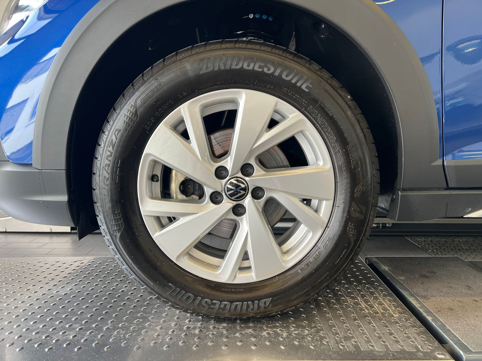 Fahrzeugabbildung Volkswagen Taigo Life 1,0 l TSI DSG *LED, App-Connect, Kame