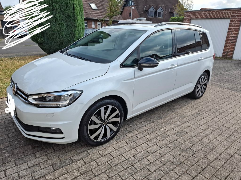 Image of Volkswagen Touran