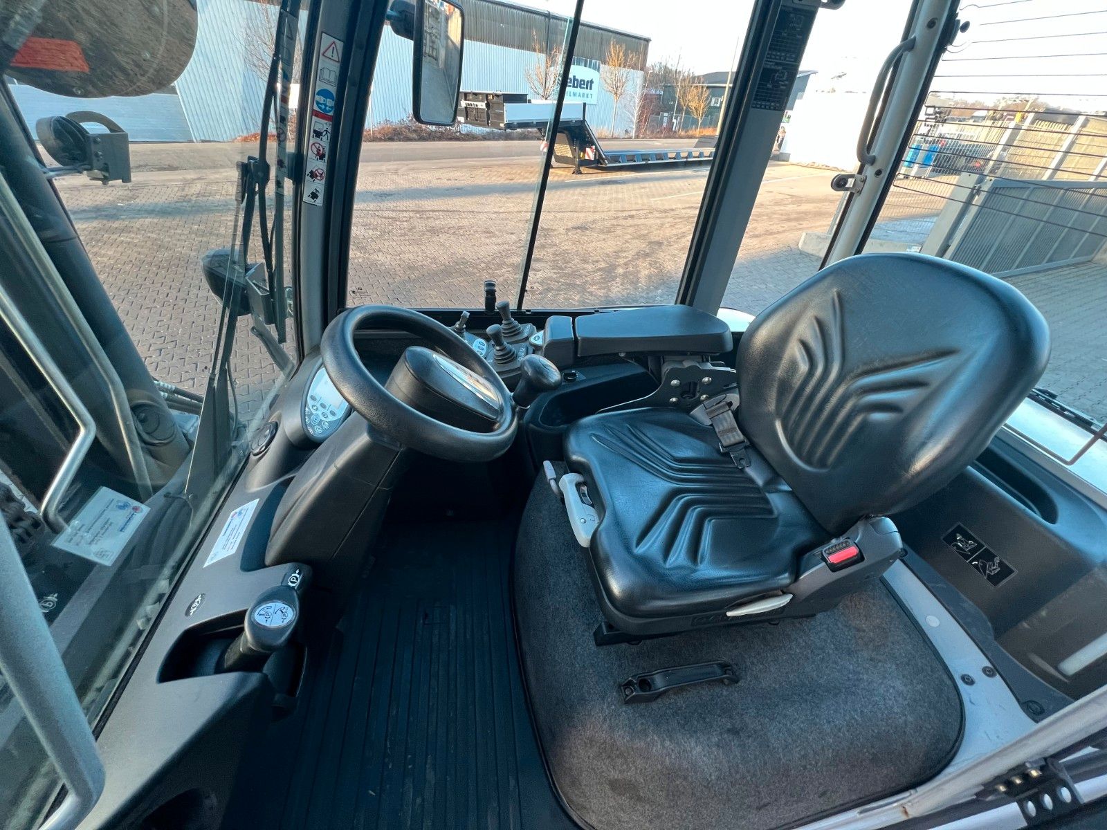 Fahrzeugabbildung Still RX70-80 / Duplex: 4.70m! / Zinkenversteller / SS