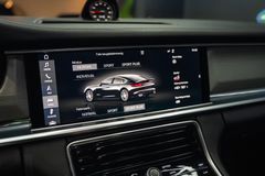 PORSCHE Panamera Turbo*360*PANO*MEMORY*S.-CHRONO*MATRIX*