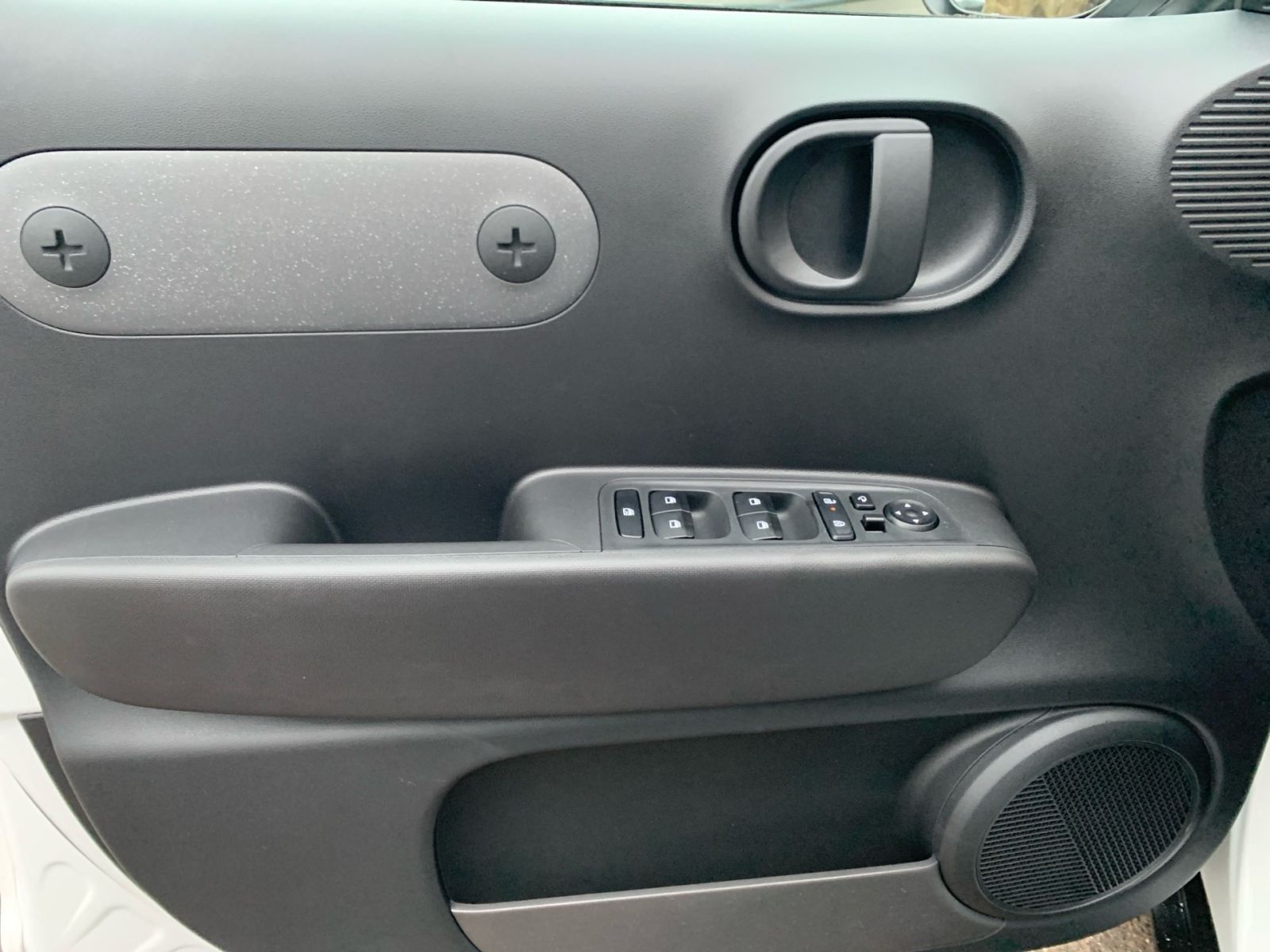 Fahrzeugabbildung Hyundai INSTER EV 42 kWh Select Navi