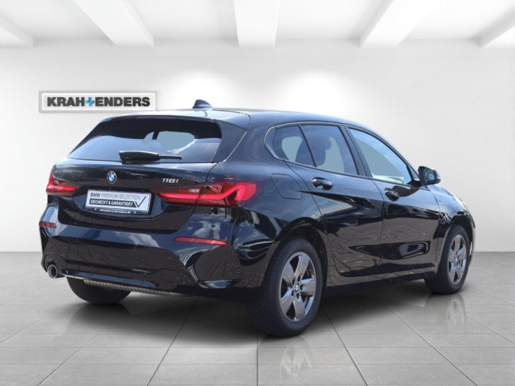 BMW 118 i+Navi+WLAN+LED+Keyless+Klimaautom+PDCv+h imagem 3