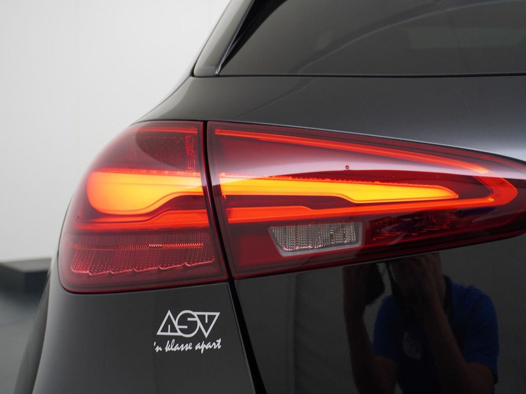 Mercedes-Benz A 180 Star Edition AMG Line | Panorama - Schiebe