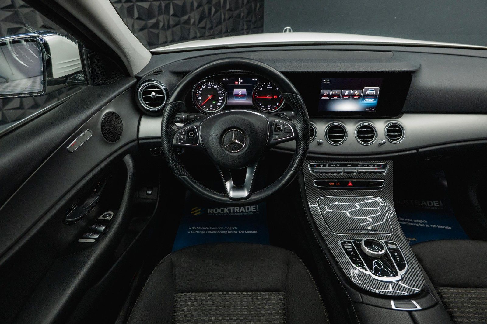 Fahrzeugabbildung Mercedes-Benz E 220d 4Matic Business *LED*Kamera*Scheckheft*