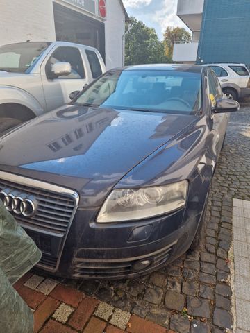 Audi A6 3.2 FSI tiptronic quattro -