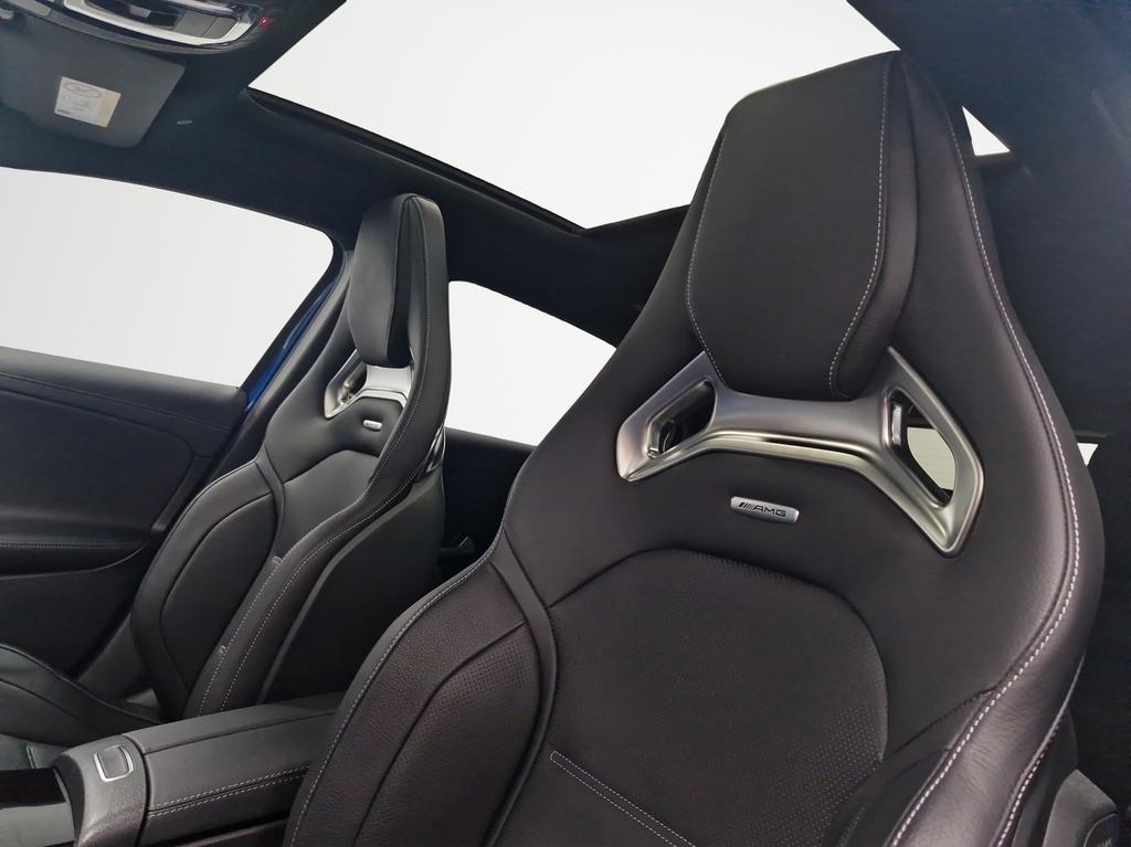 Mercedes-Benz A 35 AMG