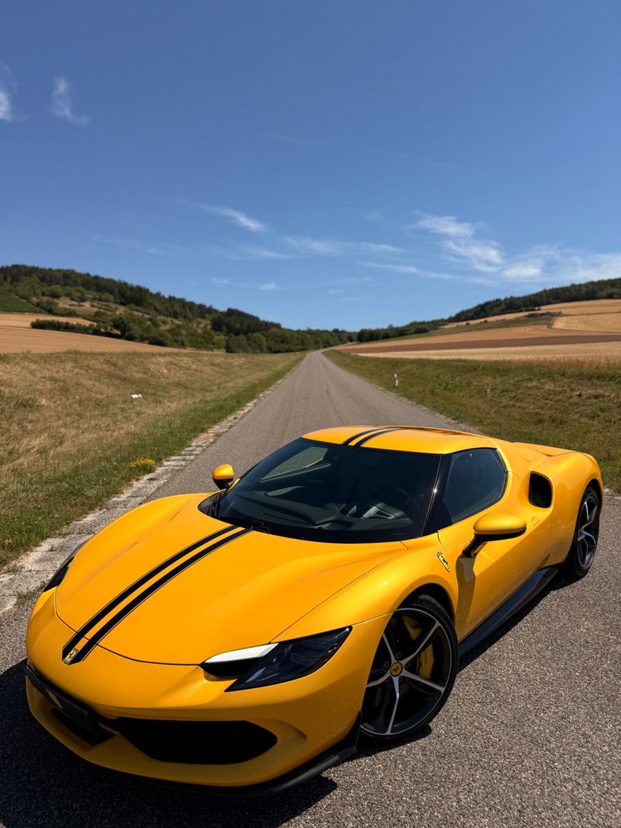Ferrari 296 GTB/LIFT/Carbon/Racingseat/Deutsch/JBL/Cam foto 5