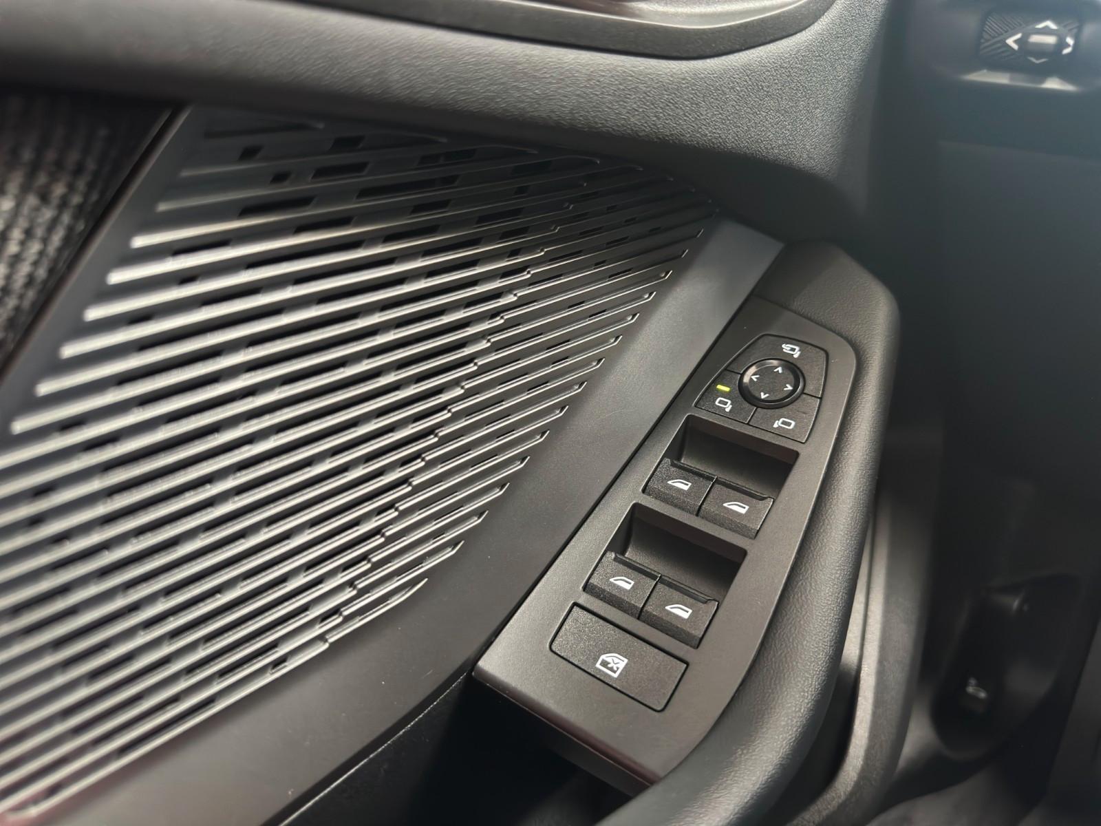 BMW 1 Series i M-SPORT LED CARPLAY TOTWINKEL SHZ KAMERA, миниатюра 14
