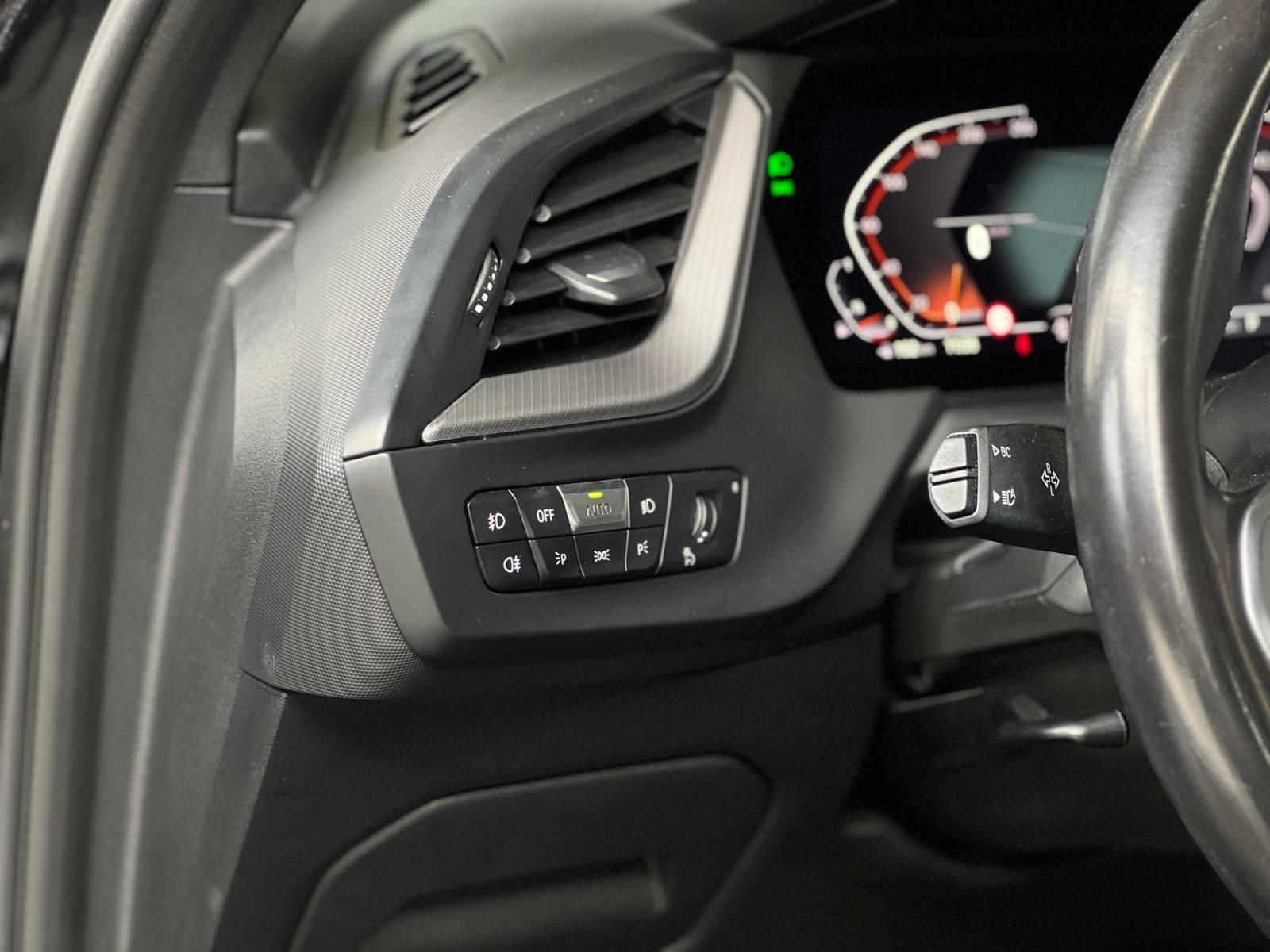 Fahrzeugabbildung BMW 120 i M Sport PDC KLIMA LED NAVI SHZ