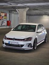 Volkswagen Golf 2.0 TSI DSG GTI Performance 2018 - Volkswagen Golf mit Benzin-Antrieb: Kleinwagen, 2.0