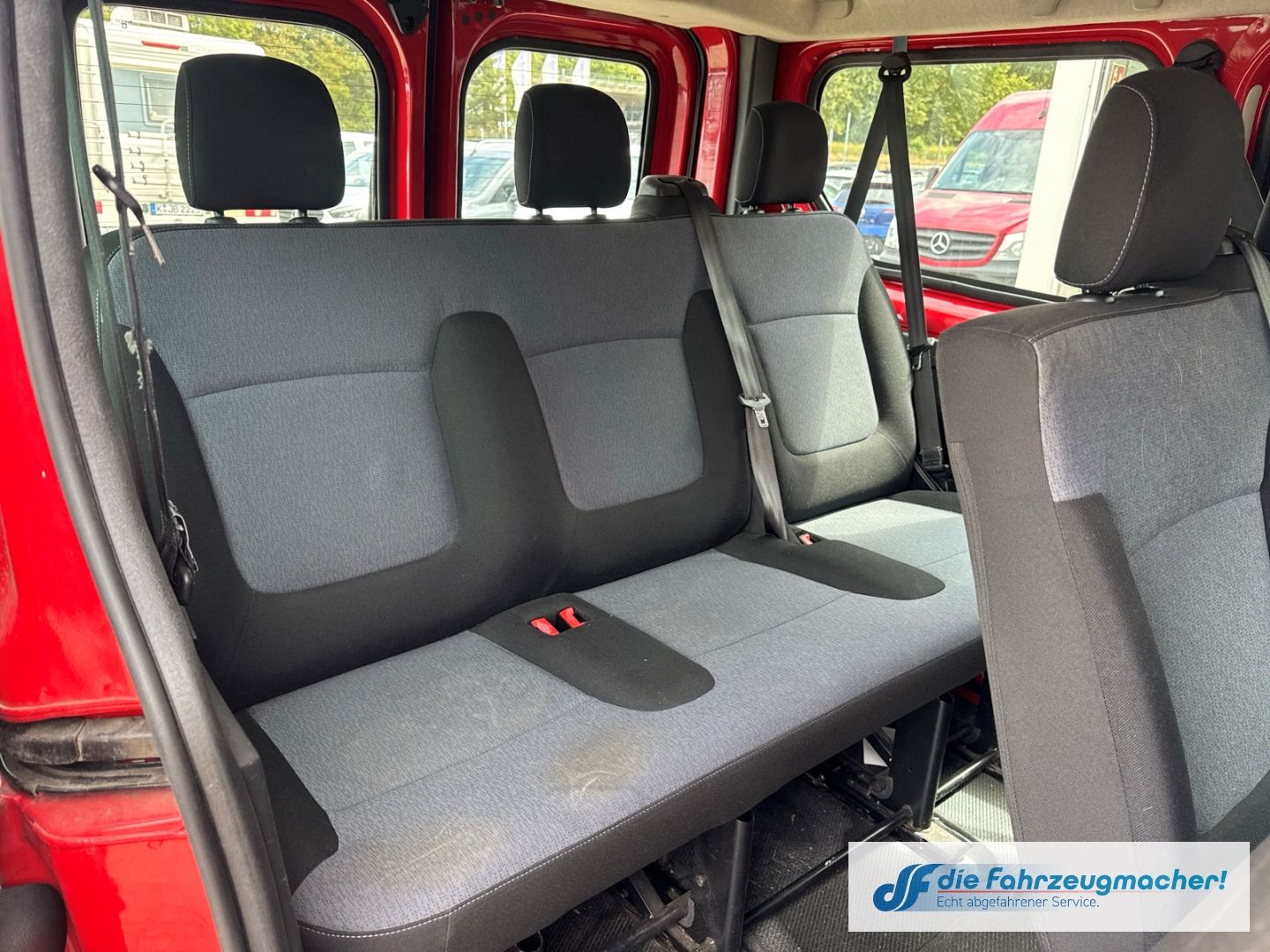 Fahrzeugabbildung Opel Vivaro B Kombi Combi 9Si. L1H1 2,7t *7152 *EXPOR
