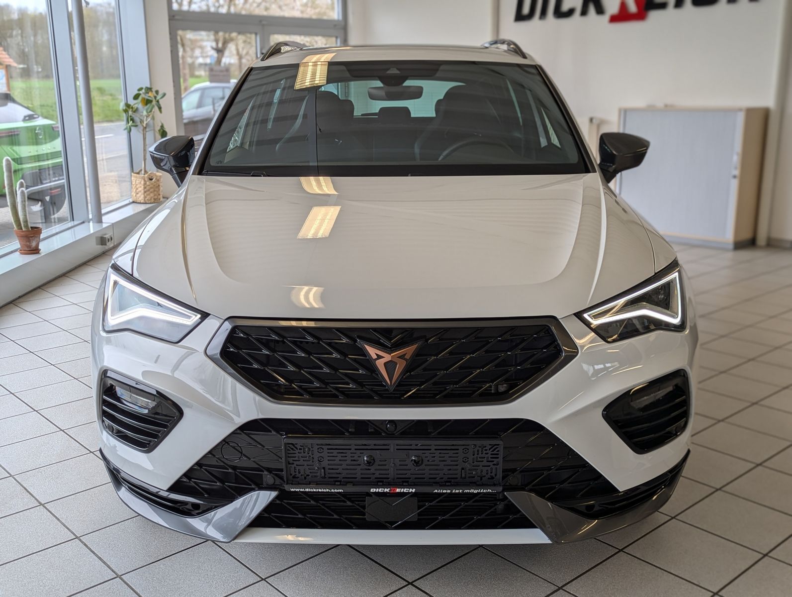 Fahrzeugabbildung CUPRA Ateca 1.5 TSI DSG Winter ACC LED Pano Cam AHK 19