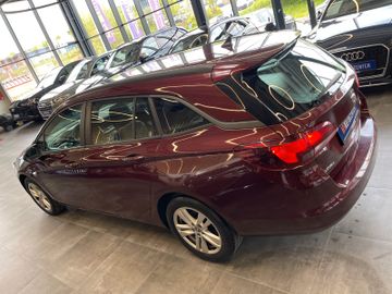 Opel Astra K Sports Tourer Turbo *NAVI*SZHZ*TEMPOMAT*