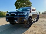 Toyota Hilux Invincible 2,8 Liter AHK ACC 204 PS  Rollo - gebrauchte Toyota Hilux aus dem Jahr 2024