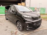 Peugeot Traveller L2 Allure 180 EAT8 VIP+ Paket Design-P - Peugeot Traveller Allure mit Diesel-Antrieb