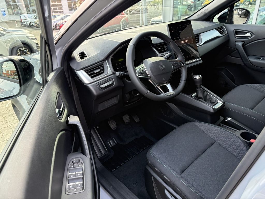 RENAULT Captur - Bild 8