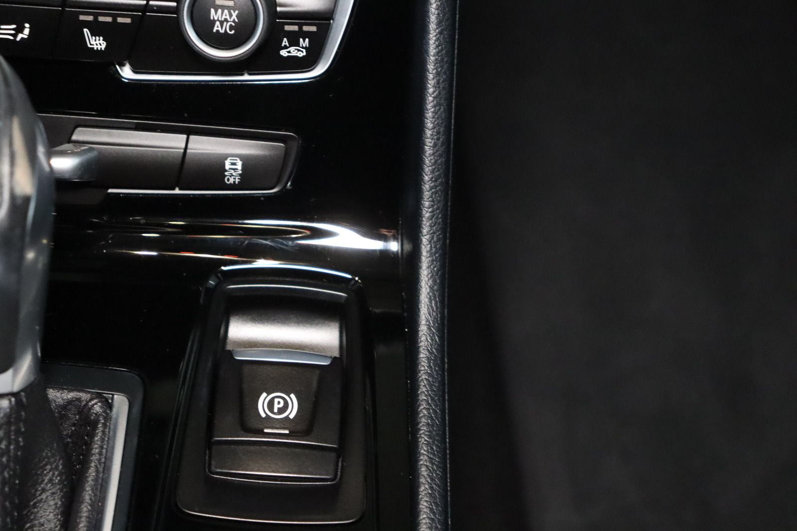 Fahrzeugabbildung BMW 225 xe i Performance Advantage Active Tourer