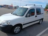 Peugeot Partner Escapade HDI 90 Escapade - Peugeot Partner aus 2007 mit Diesel-Antrieb