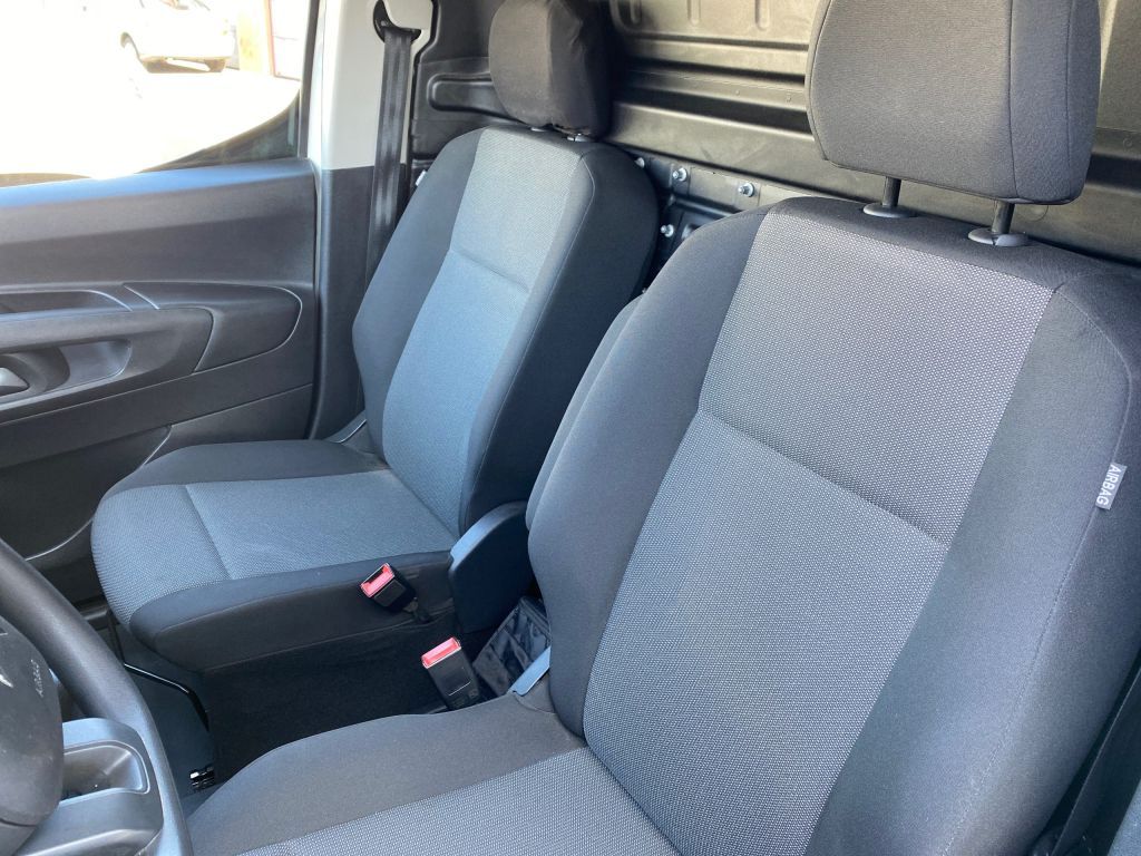 Fahrzeugabbildung Citroën Berlingo 1.5 BlueHDi 100 M S&S Club *Einparkhilf