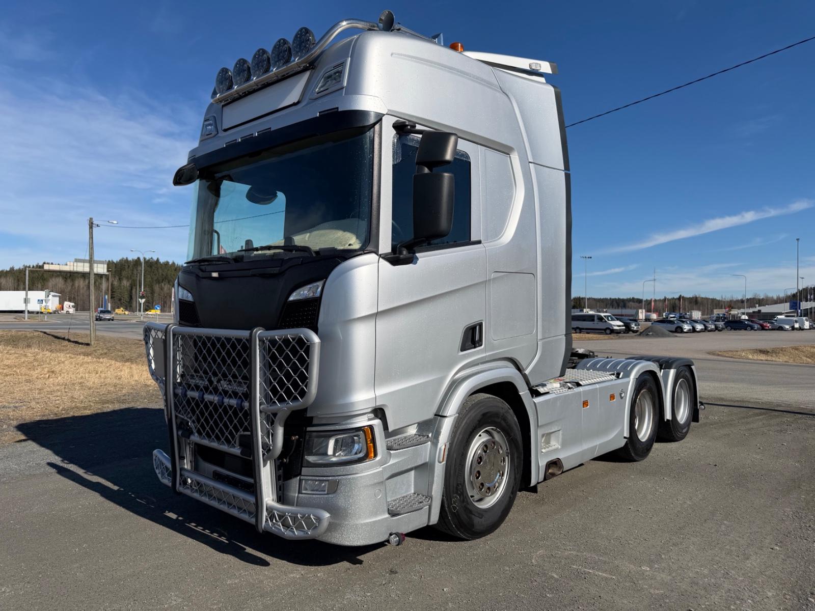 Scania R580 6x4 Euro6 , retarder , fullair