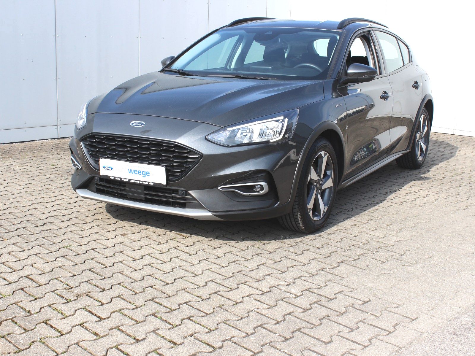 Fahrzeugabbildung Ford Focus Active 1,0 EcoBoost Start/Stopp