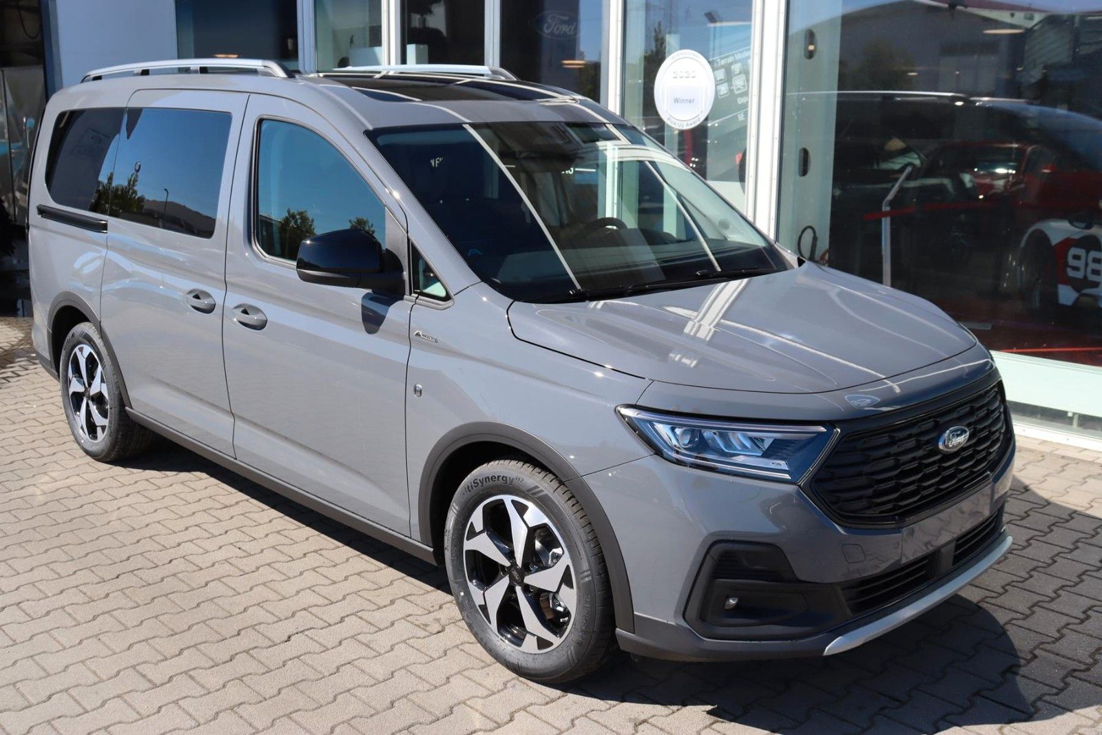 Ford Grand Tourneo Connect Active L2 4x4 3,99 FIN*mgl imagem 2