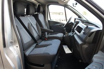 Opel Vivaro - 11
