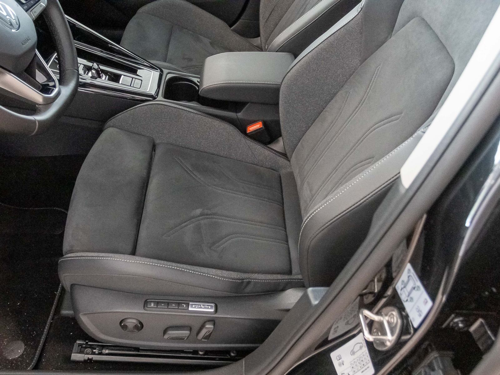 Volkswagen Golf - Bild 9