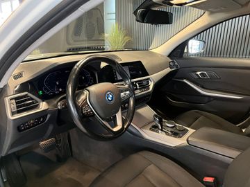 BMW 320 - 12