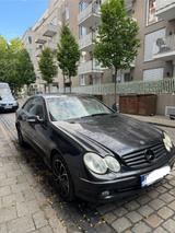 Mercedes-Benz CLK 240 AVANTGARDE Avantgarde - Mercedes-Benz CLK 240: Schwarz
