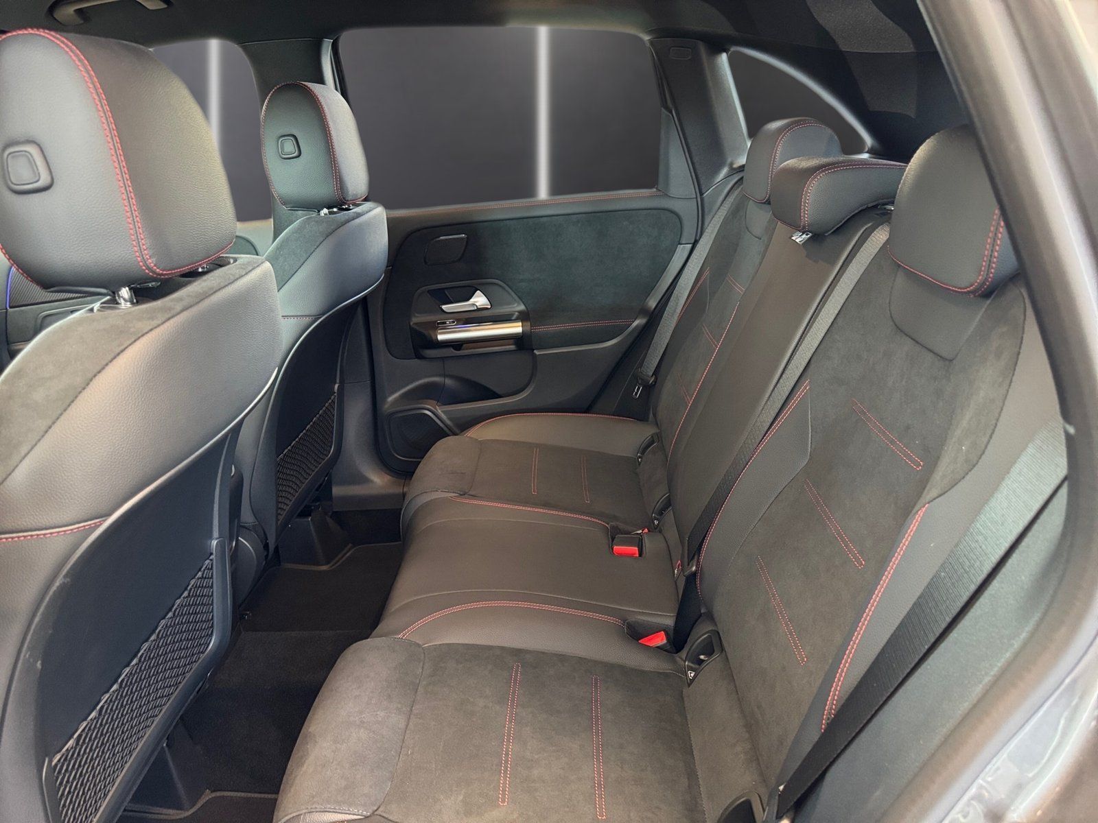 Fahrzeugabbildung Mercedes-Benz B 200 AMG*Totwinkel*Night*LED*Kamera*Easy-Pack*