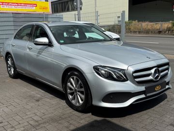 Mercedes E 200 - 3