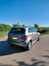 Mercedes-Benz B 150 - - Mercedes-Benz B 150: Van