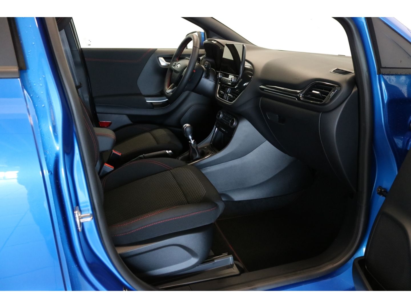 Fahrzeugabbildung Ford Puma ST-Line 1,0 Ecoboost MHEV Navi Winterpaket