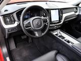 Volvo XC60 Inscription Recharge Plug-In Hybrid AWD HUD - Volvo XC60 Inscription mit Hybrid-Antrieb (Benzin/Elektro)