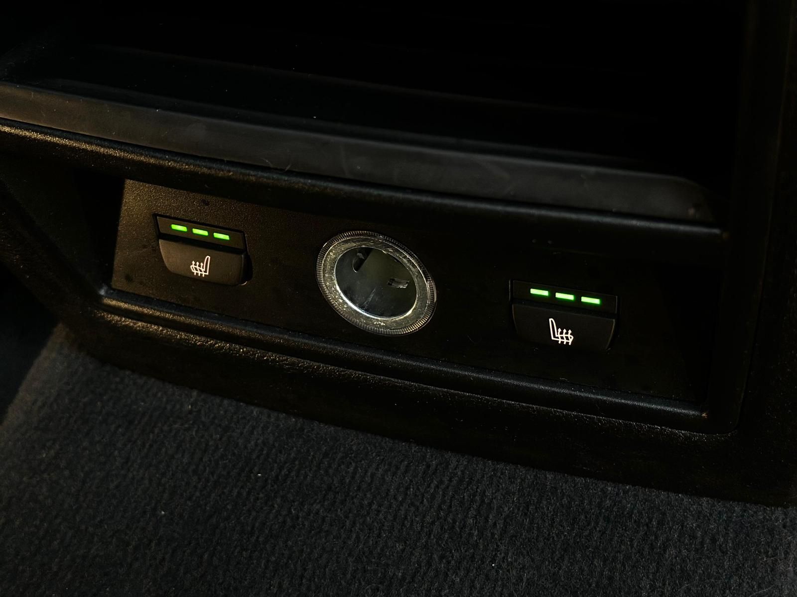 BMW X5 xDrive30d M SPORT PAKET SHADOW *LED#AHK#PANO - Image 23