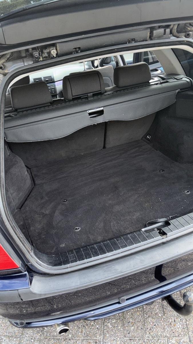 BMW 316 2004 — engine 116 HP (85kW)