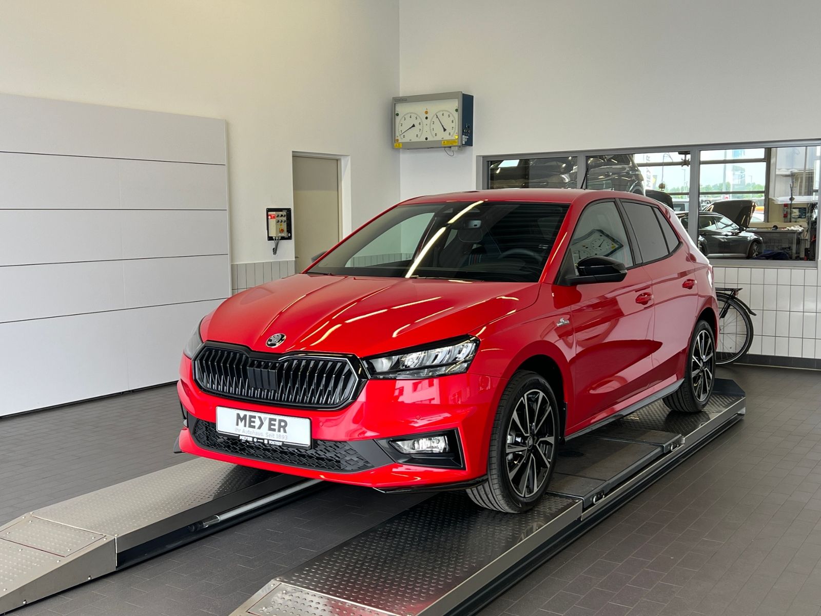 Fahrzeugabbildung SKODA Fabia Monte Carlo 1.0 TSI *LED, 17" LM-Felge, Kl