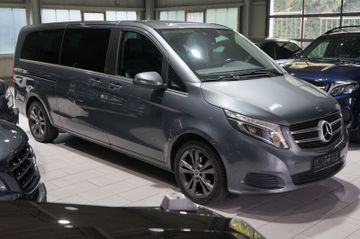Mercedes V 220 - 6