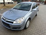 Opel Astra  - Opel Astra aus 2007 mit Diesel-Antrieb