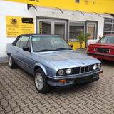 BMW 325 i Cabrio - BMW 325 aus 1990: Cabrio, 325i
