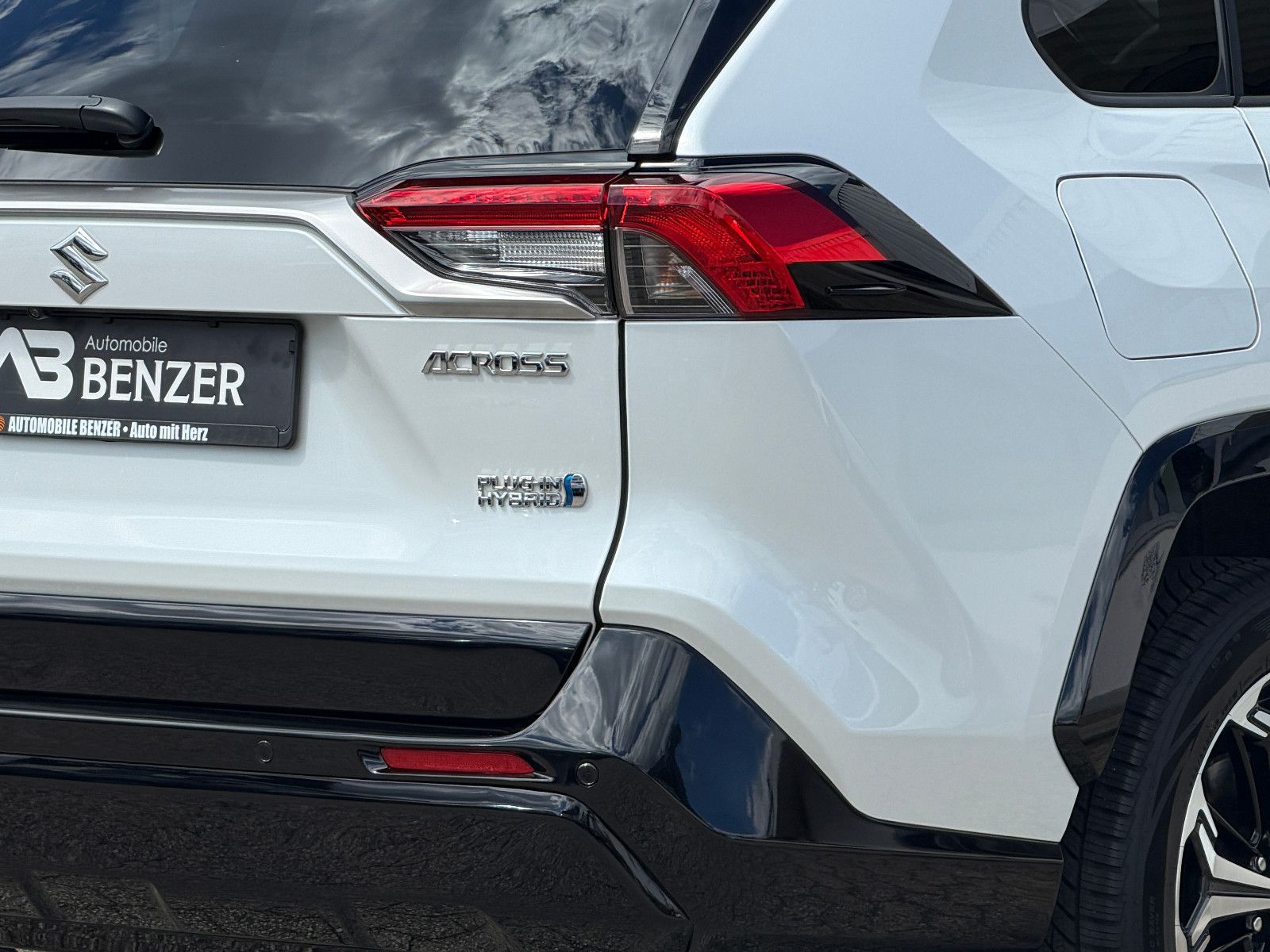 Fahrzeugabbildung Suzuki Across 2.5 Plug-In Hybrid Comfort+ E-Four/ACC/