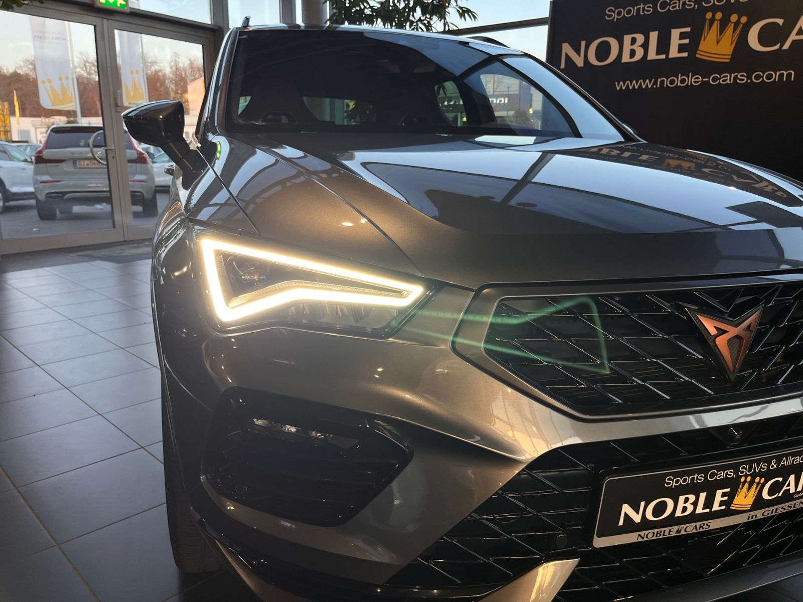 Fahrzeugabbildung CUPRA Ateca 2.0 TSI DSG Allrad BEATS NAVI